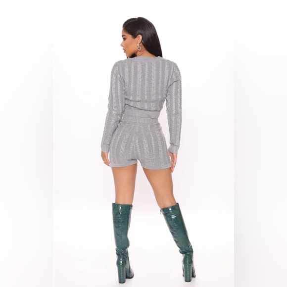 Fashion Nova Move Knit Sweater Set Short - Picture 2 of 3